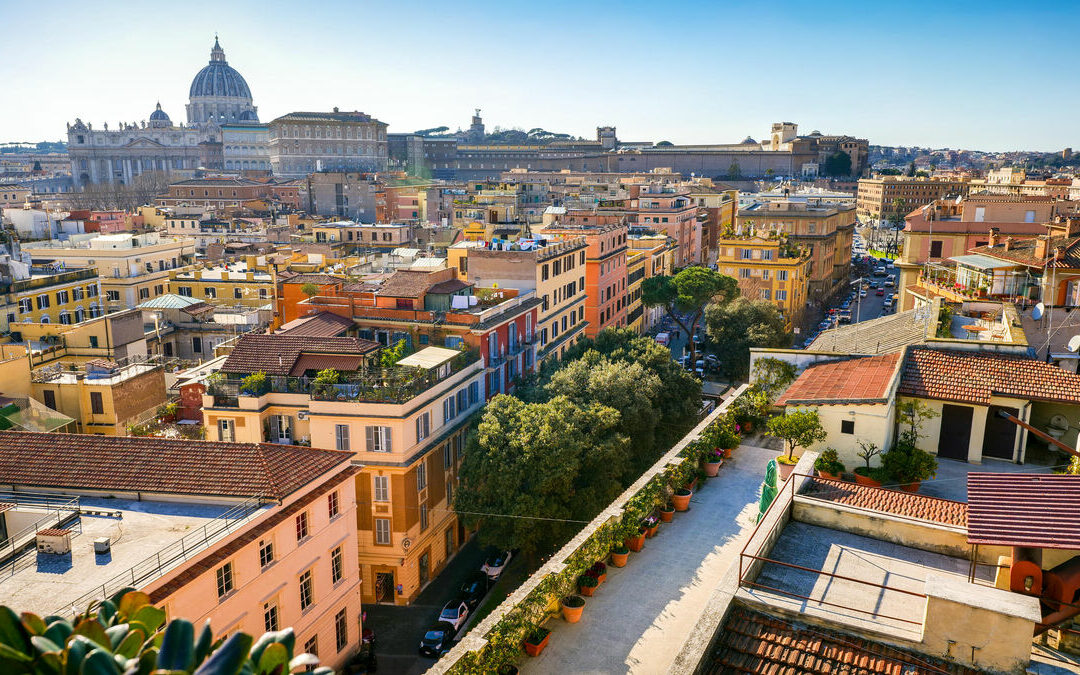 Immobilier en Europe : pourquoi les prix flambent au Portugal et en Espagne, mais baissent en France et en Italie