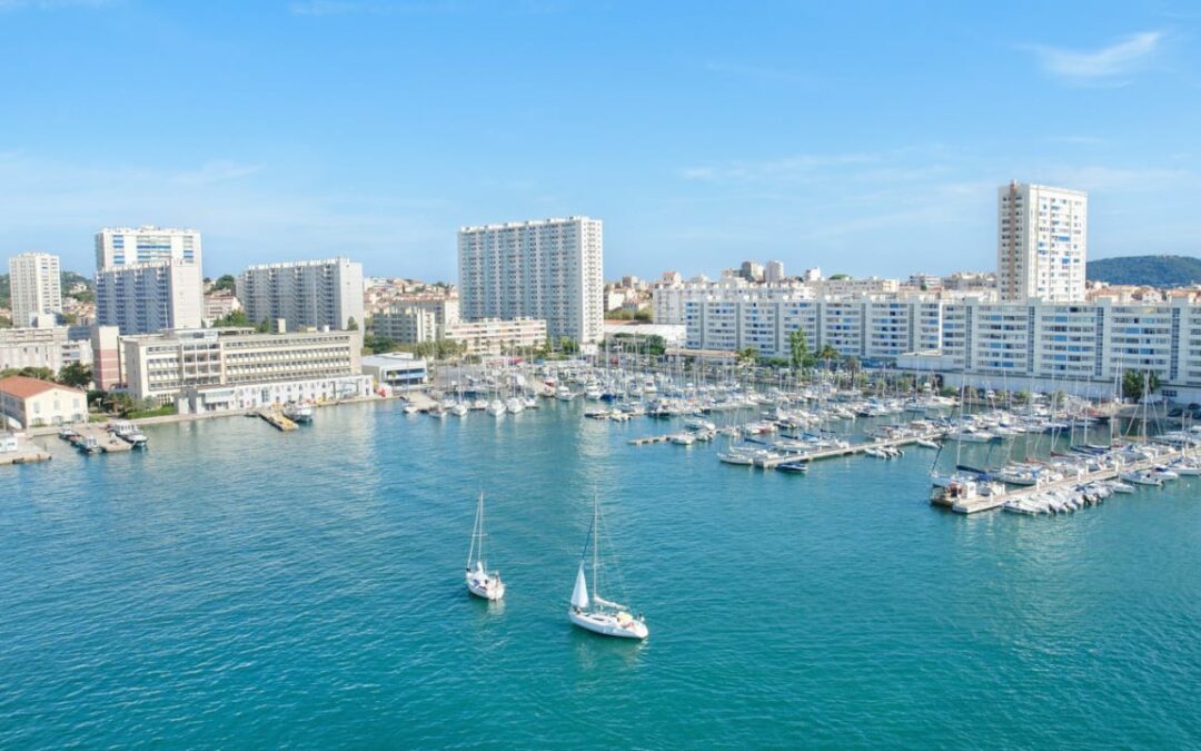 Marché immobilier à Toulon : baisse des prix d&rsquo;achat et stabilité des loyers en janvier 2026