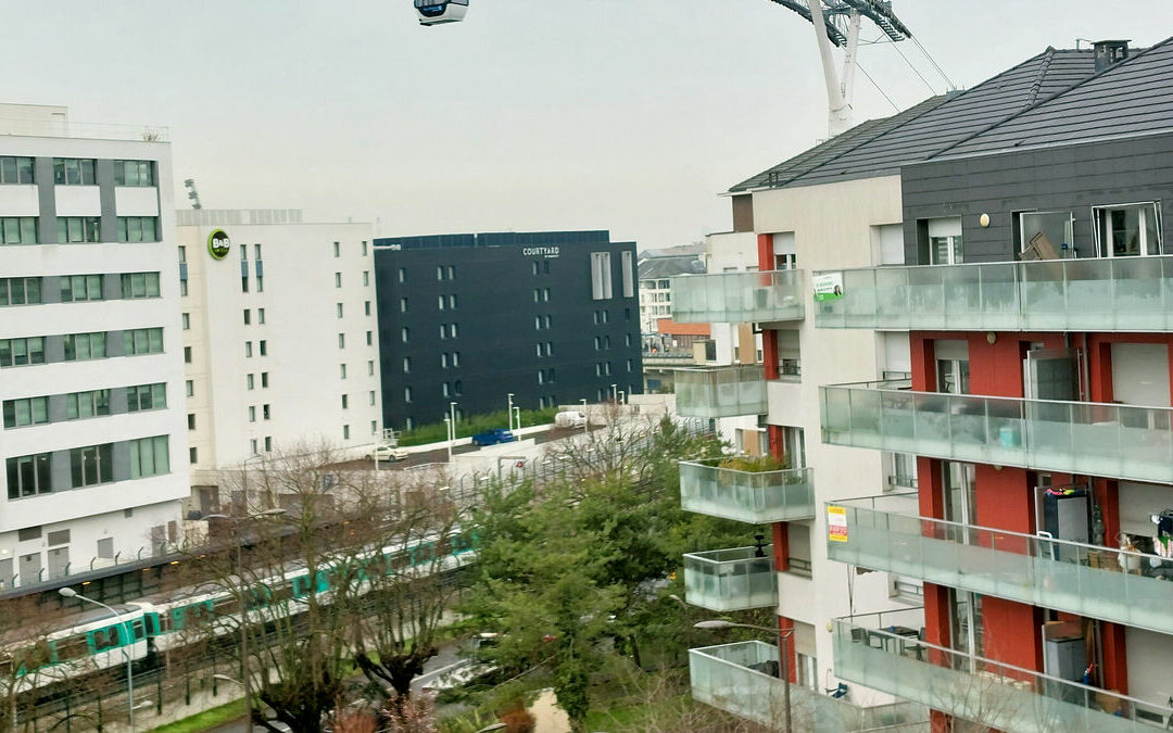« La vue peut être terrible » : comment le téléphérique influe sur le marché immobilier dans le Val-de-Marne
