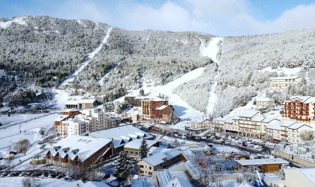 Immobilier de montagne : Pourquoi les Pyrénées sont les grandes gagnantes de 2025 ?