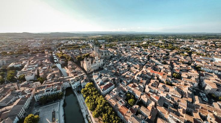 Vivre à Narbonne : les atouts qui séduisent les nouveaux arrivants
