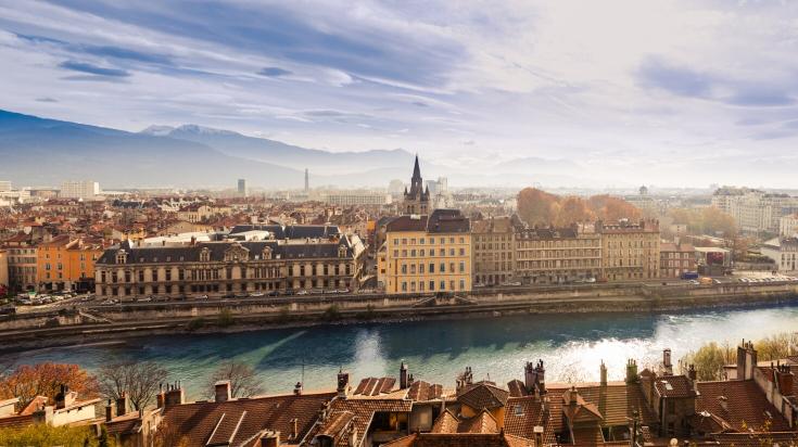 Isère : ces villes où les prix grimpent, et celles où ils reculent